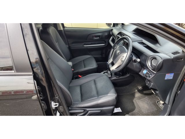 Toyota AQUA 2014-01 182235-12