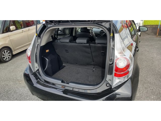 Toyota AQUA 2014-01 182235-17