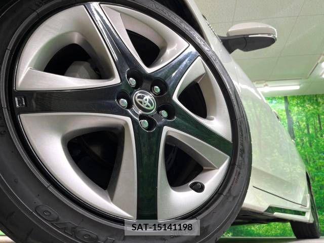 Toyota PRIUS 2020-01 366532-12