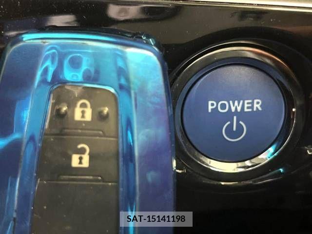 Toyota PRIUS 2020-01 366532-7