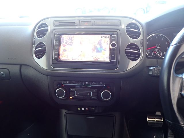VolksWagen TIGUAN 2015-01 180834-19