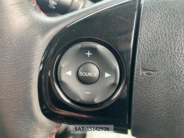 Honda N BOX CUSTOM 2014-02 215669-12