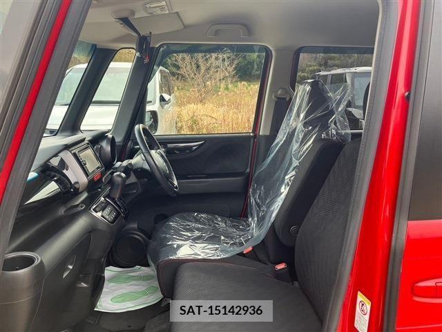 Honda N BOX CUSTOM 2014-02 215669-2