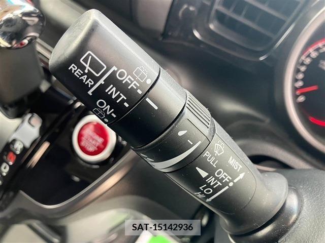 Honda N BOX CUSTOM 2014-02 215669-14