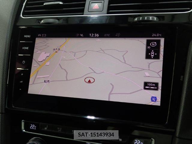 VolksWagen GOLF 2019-11 370638-10