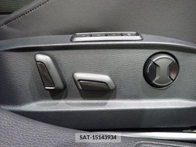 VolksWagen GOLF 2019-11 370638-18