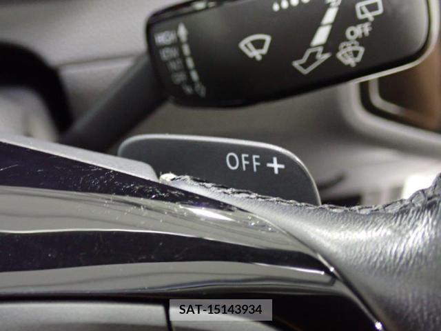 VolksWagen GOLF 2019-11 370638-9