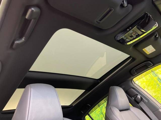 Toyota HARRIER HYBRID 2021-01 19563-2