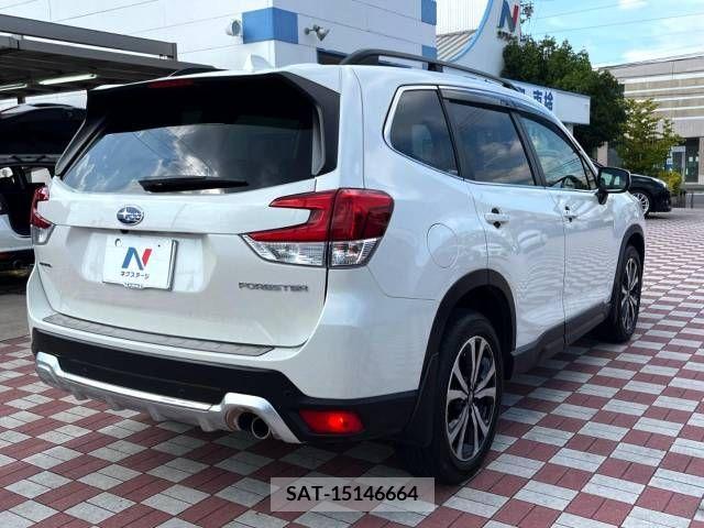 Subaru FORESTER 2019-12 360428-17