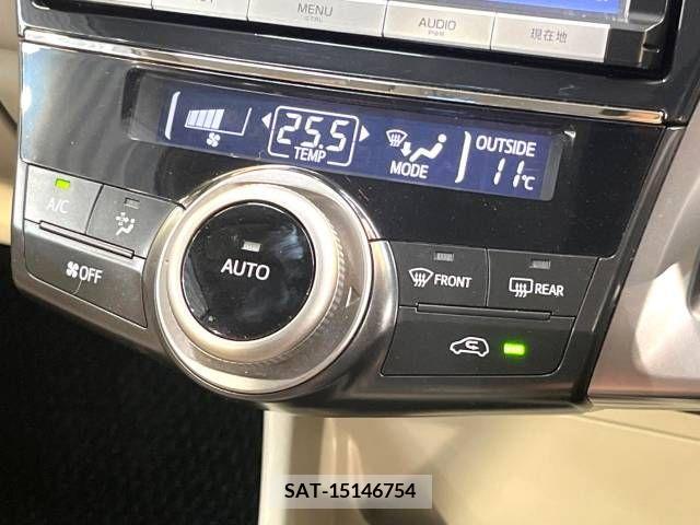 Toyota PRIUS ALPHA 2015-07 228050-8
