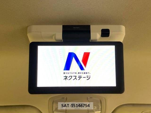 Toyota PRIUS ALPHA 2015-07 228050-3