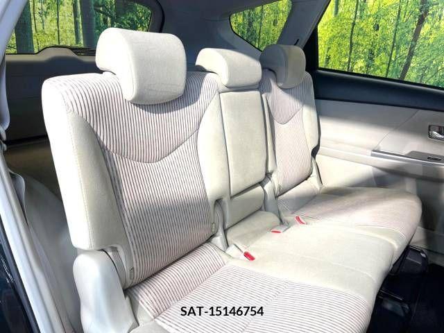 Toyota PRIUS ALPHA 2015-07 228050-10