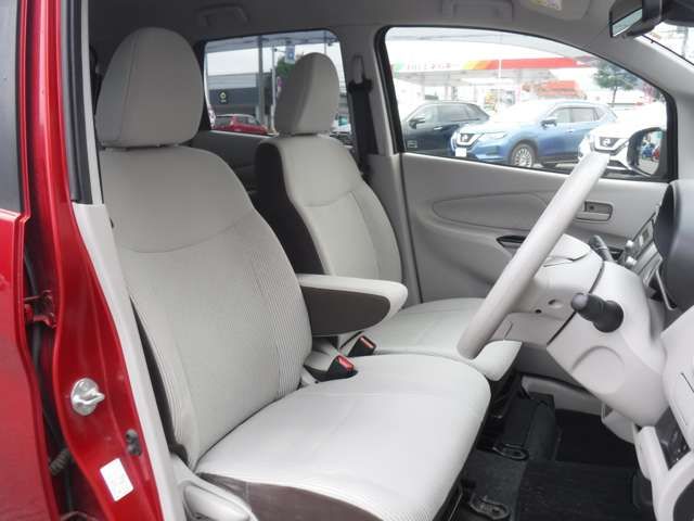 Nissan DAYZ 2017-12 27006-11