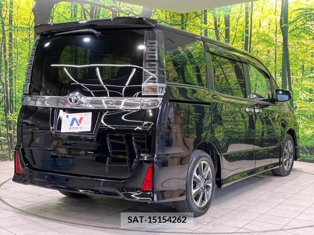 Toyota VOXY 2019-03 288869-17