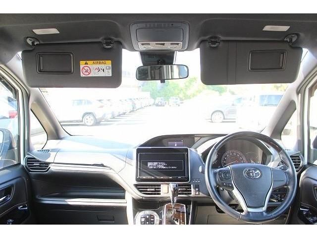 Toyota ESQUIRE 2017-10 186100-18
