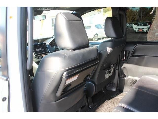 Toyota ESQUIRE 2017-10 186100-15