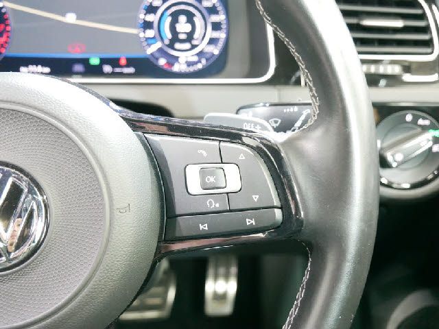 VolksWagen GOLF R 2017-09 7687-24