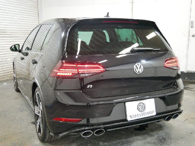 VolksWagen GOLF R 2017-09 7687-2