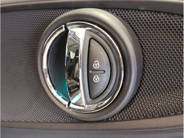 Bmw MINI 2018-09 24765-21