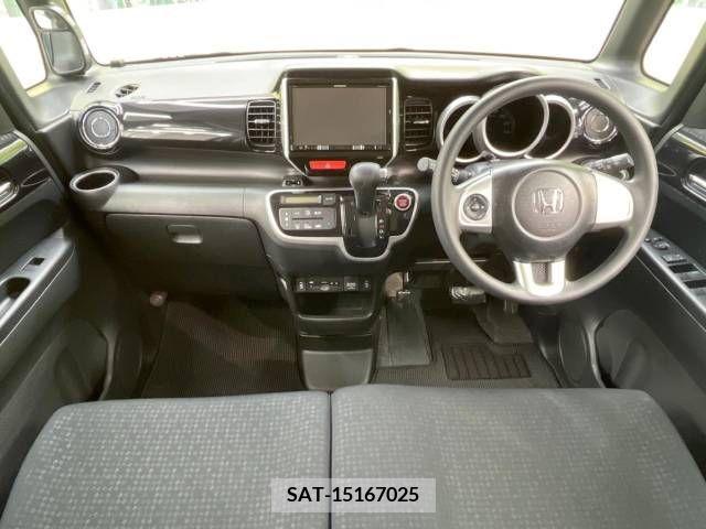 Honda N BOX CUSTOM 2016-08 306675-1