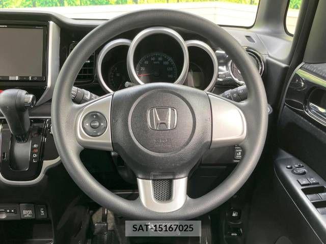 Honda N BOX CUSTOM 2016-08 306675-11