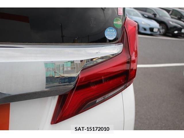 Toyota ALPHARD 2018-03 382877-13