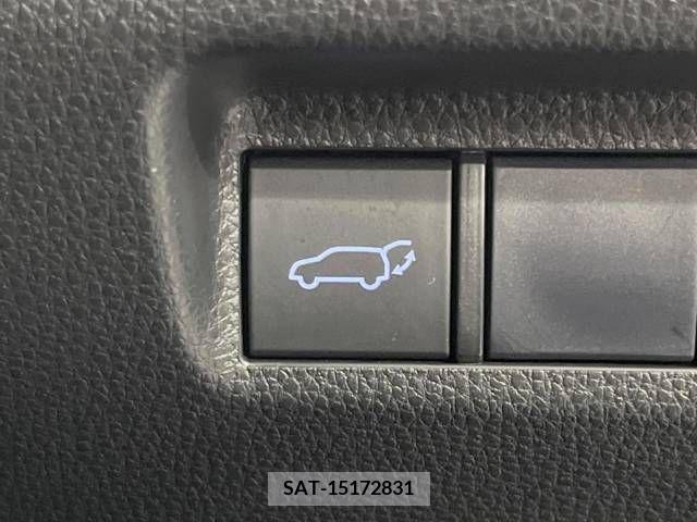 Toyota RAV4 2021-04 282899-8