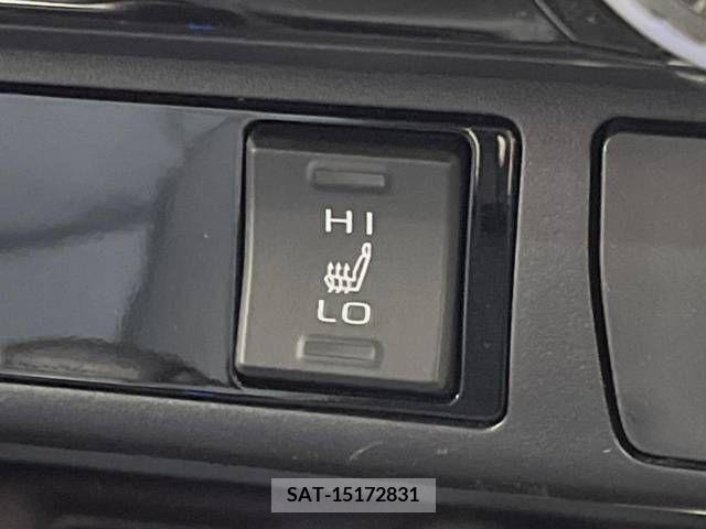 Toyota RAV4 2021-04 282899-5
