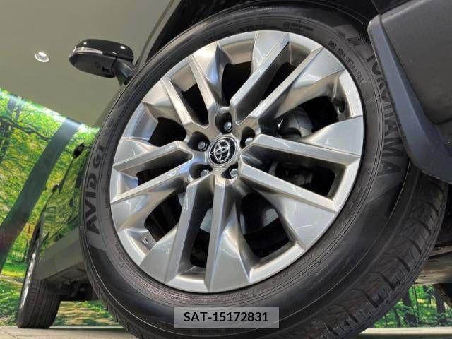 Toyota RAV4 2021-04 282899-13