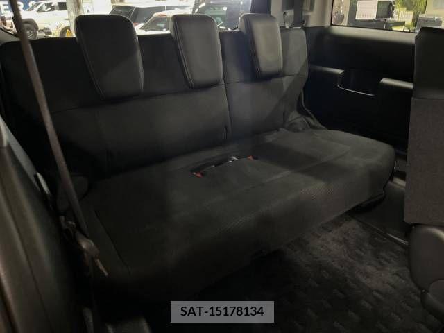 Honda e 2014-07 330054-10