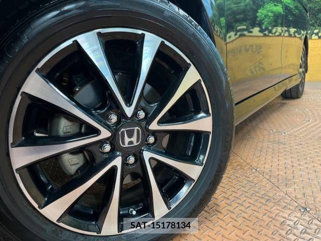 Honda e 2014-07 330054-14
