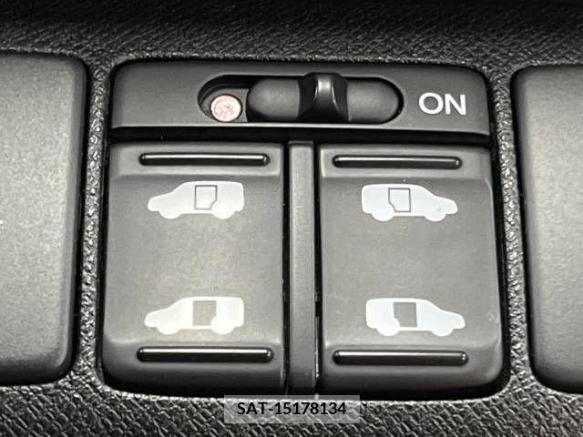 Honda e 2014-07 330054-4