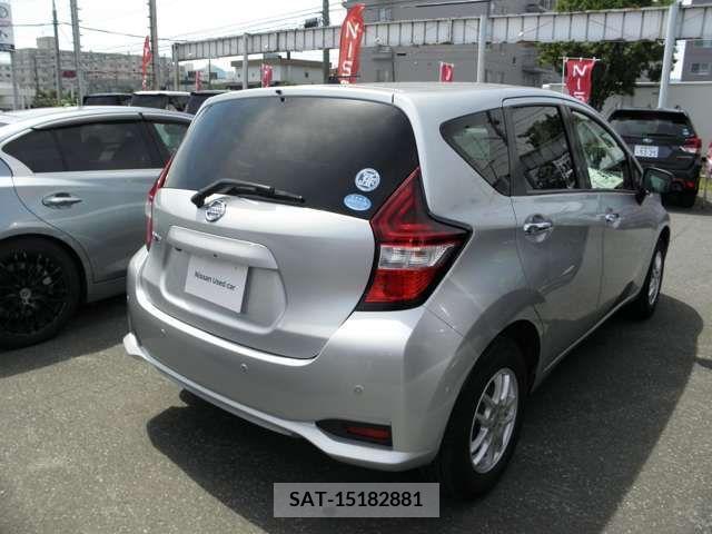 Nissan NOTE 2019-08 328759-1