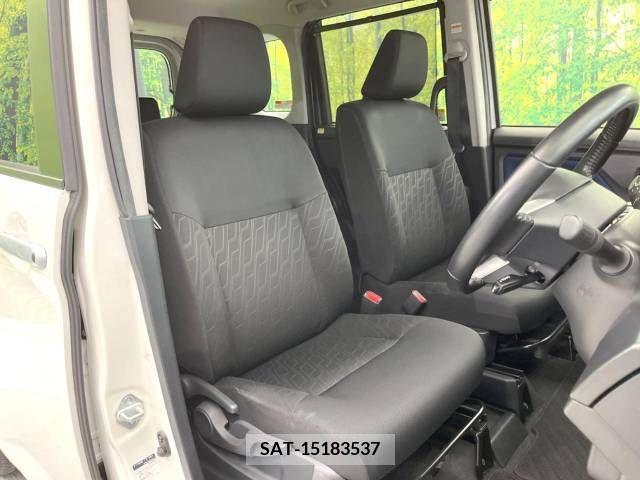 Toyota TANK 2019-05 223767-8