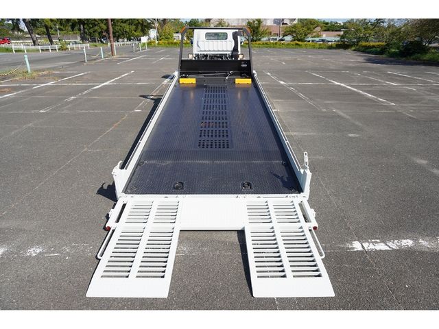 Mitsubishi CANTER 2023-03 28406-4