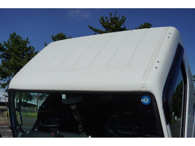 Mitsubishi CANTER 2023-03 28406-13