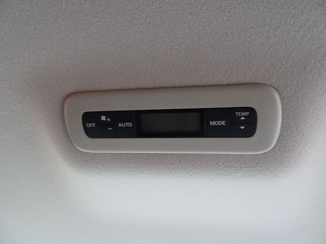 Nissan ELGRAND 2017-09 24240-28