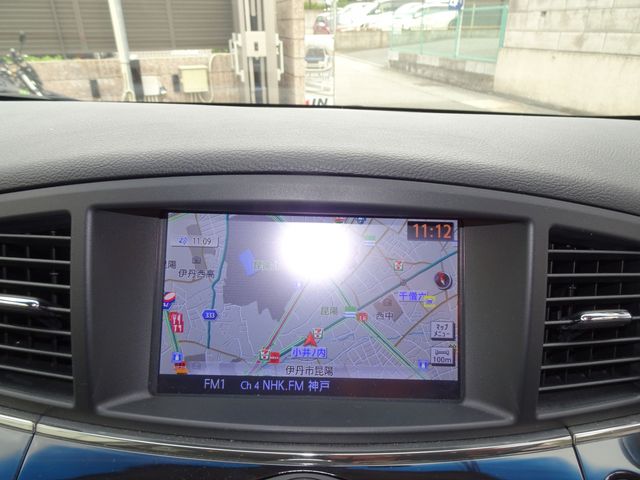 Nissan ELGRAND 2017-09 24240-20