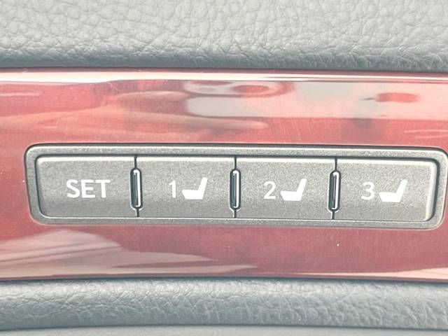 Lexus LS 2012-02 19735-8