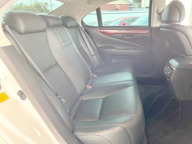 Lexus LS 2012-02 19735-11