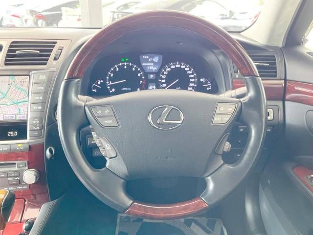 Lexus LS 2012-02 19735-13