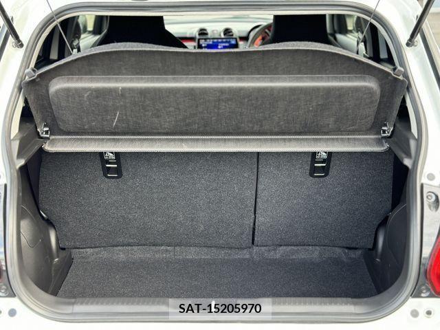 Suzuki SWIFT 2023-05 335170-17