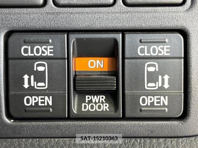 Toyota VOXY 2018-09 211368-4