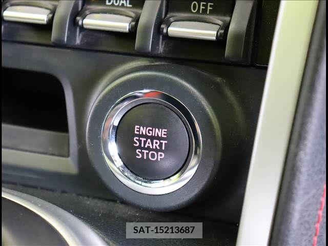 Toyota 86 2017-10 233646-11