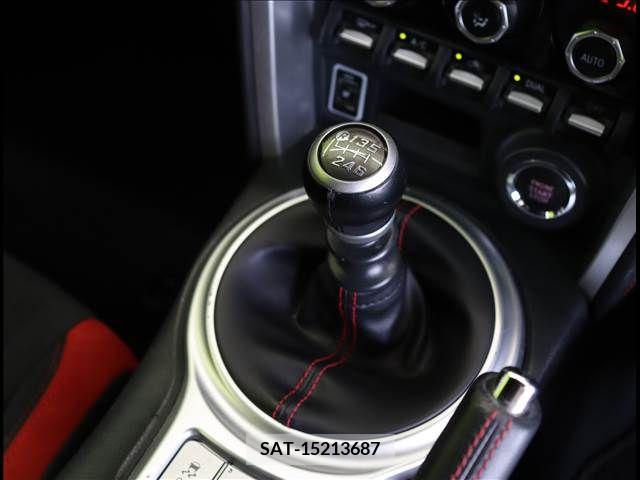 Toyota 86 2017-10 233646-13