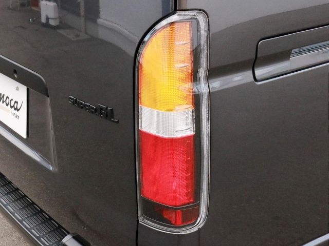 Toyota HIACE VAN 2013-07 180383-8