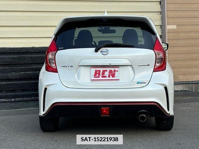Nissan NOTE 2015-01 342332-4