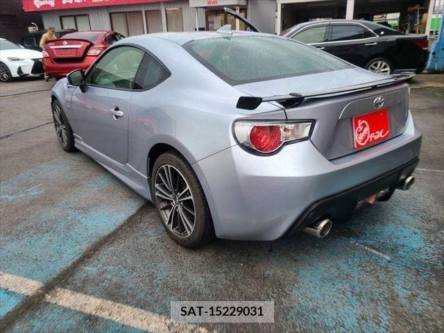 Toyota 86 2016-04 230734-6