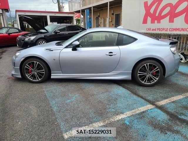 Toyota 86 2016-04 230734-7