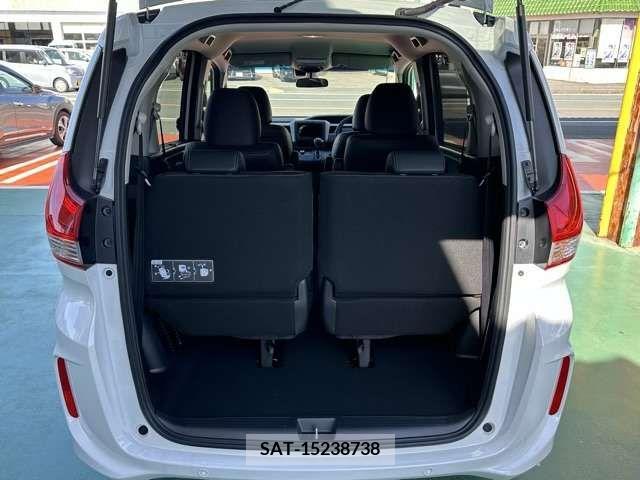 Honda FREED 2023-12 218475-12